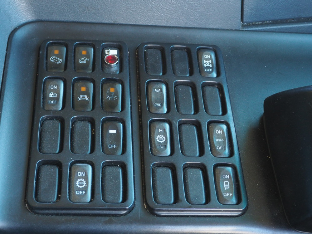 三菱ふそう スーパーグレート ウイング車 大型 BKG-FS54JZ 年式 H21[写真36]