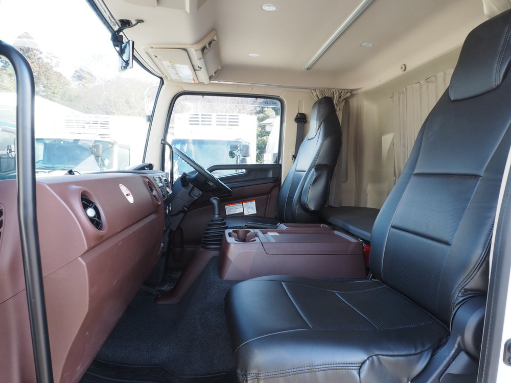 日野 レンジャー 冷凍バン 中型 2KG-FD2ABG 年式 H30[写真44]