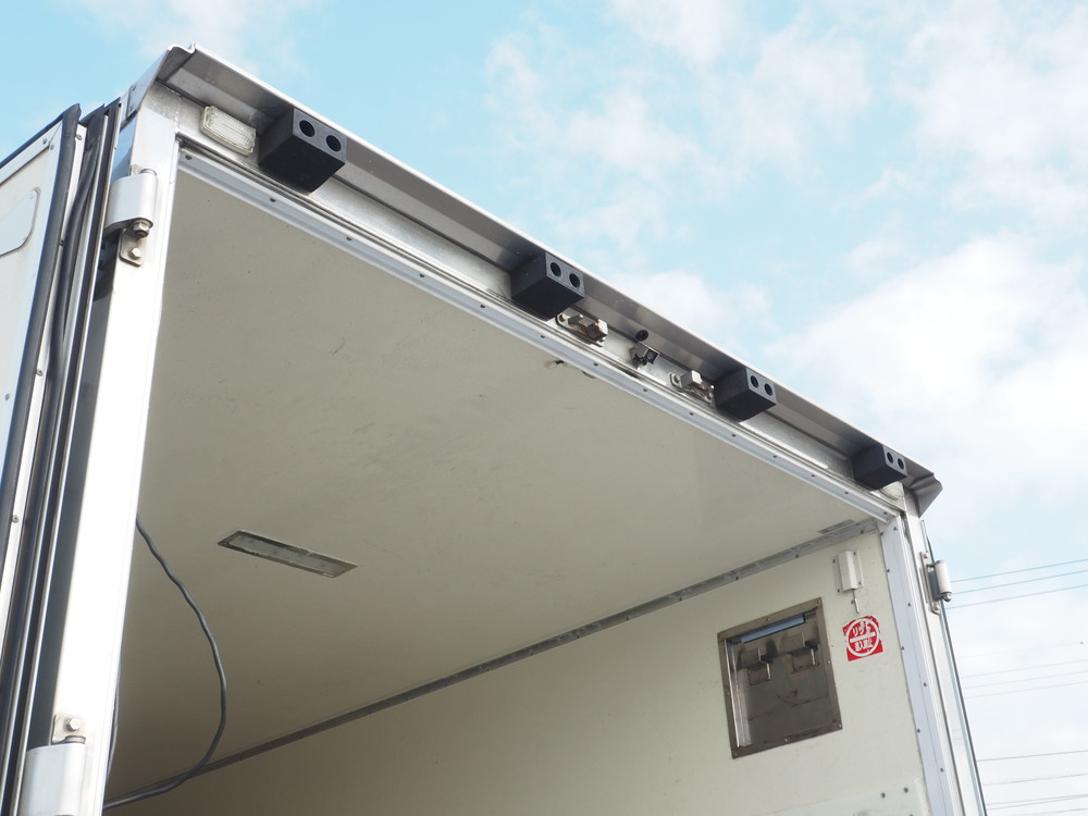 いすゞ エルフ 冷凍バン 小型 TKG-NPR85AN 年式 H25[写真25]