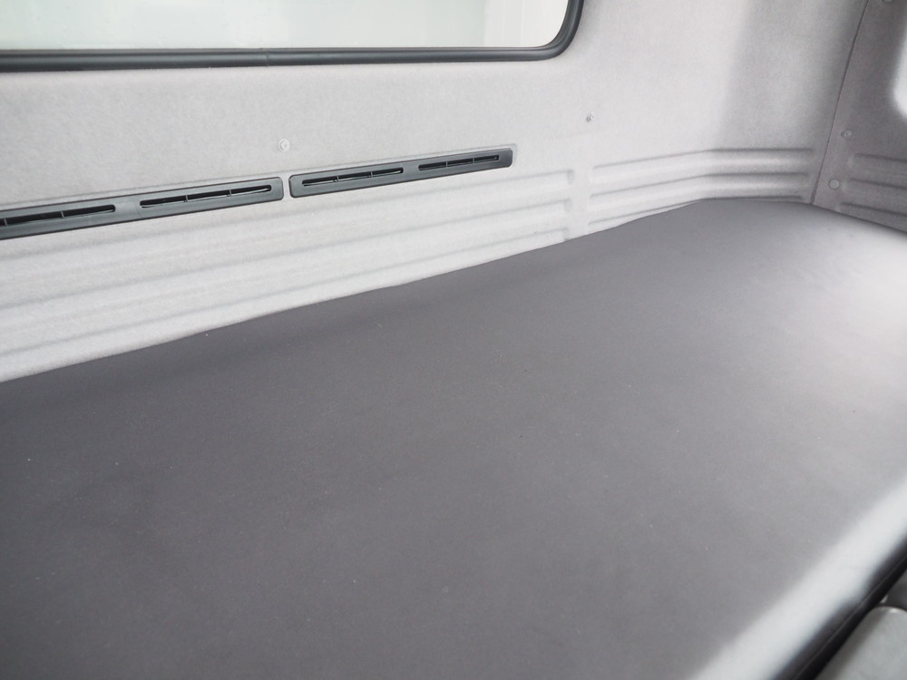 いすゞ ギガ ウイング車 大型 QKG-CYJ77A 年式 H27[写真42]