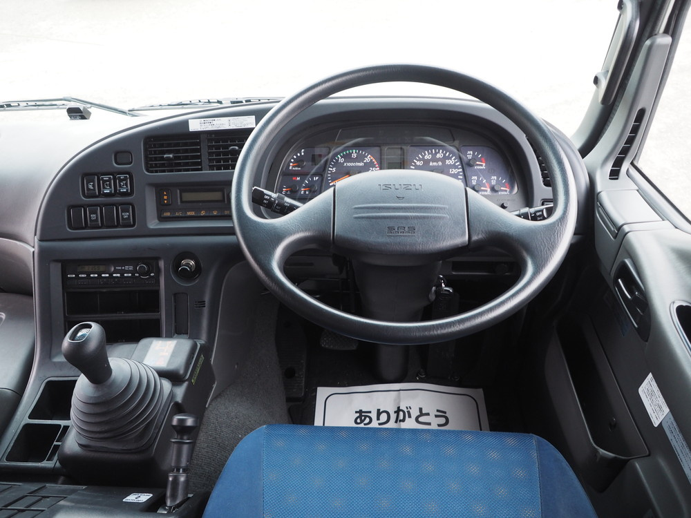 いすゞ ギガ ウイング車 大型 QKG-CYJ77A 年式 H27[写真32]