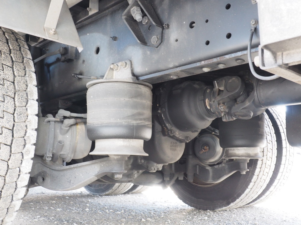 いすゞ ギガ ウイング車 大型 LKG-CYJ77A 年式 H24[写真46]