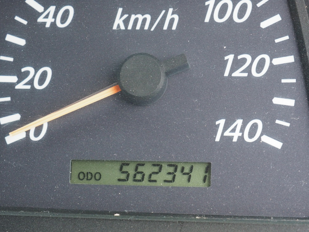 いすゞ ギガ ウイング車 大型 LKG-CYJ77A 年式 H24[写真43]