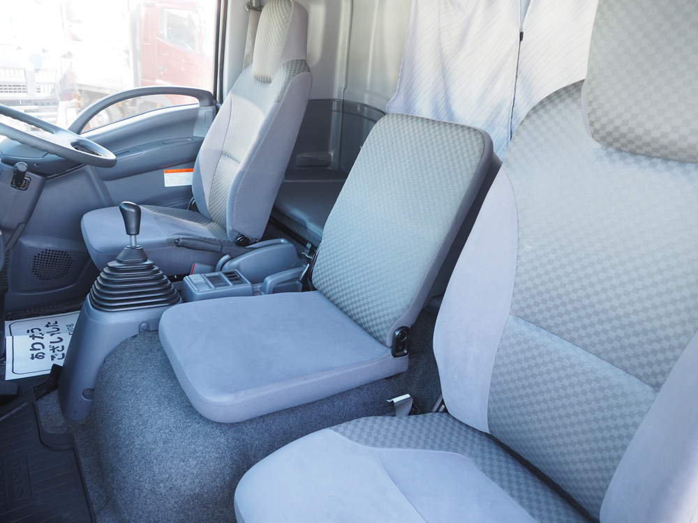 いすゞ フォワード ウイング車 中型 TKG-FRR90T2 年式 H27[写真45]