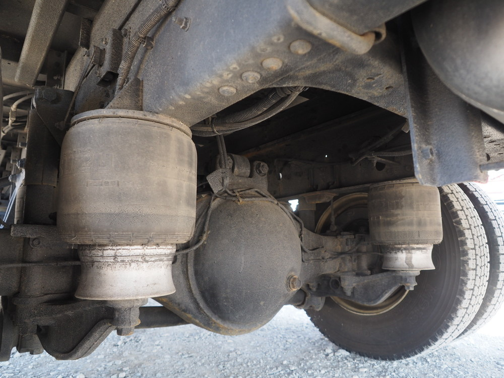 いすゞ フォワード ウイング車 中型 TKG-FRR90T2 年式 H27[写真47]