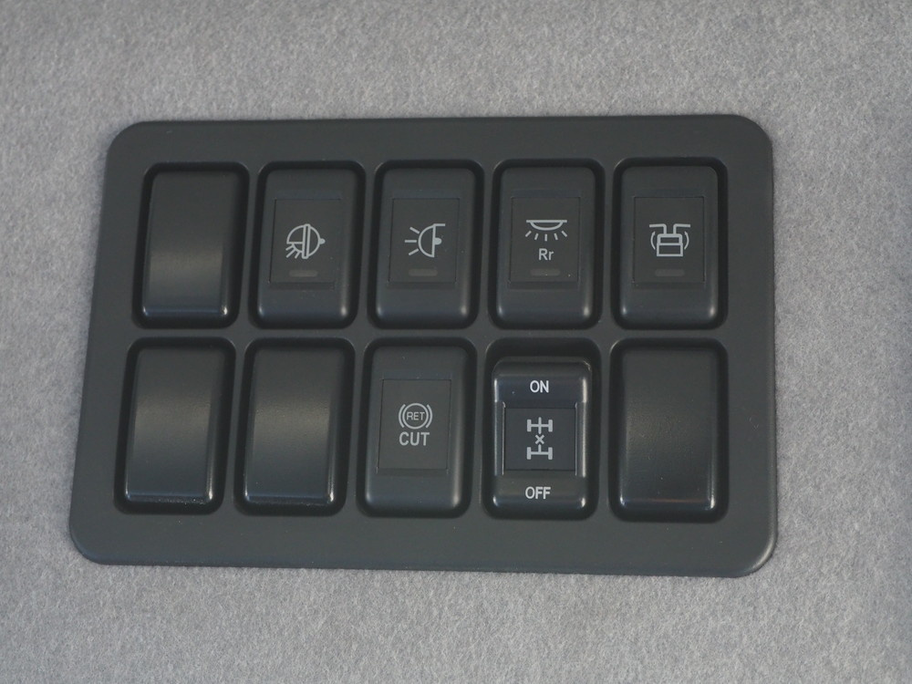 いすゞ ギガ ウイング車 大型 QKG-CYJ77A 年式 H26[写真44]