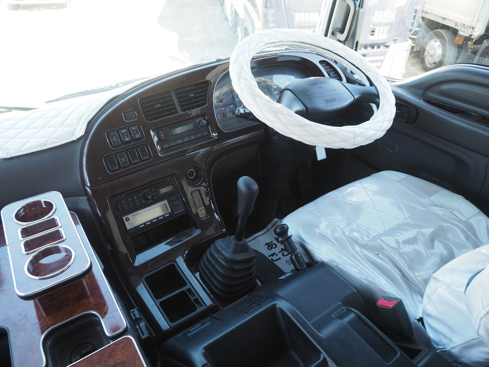 いすゞ ギガ ウイング車 大型 QKG-CYJ77A 年式 H26[写真41]