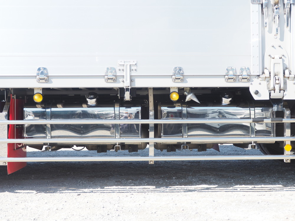 いすゞ ギガ ウイング車 大型 QKG-CYJ77A 年式 H26[写真22]