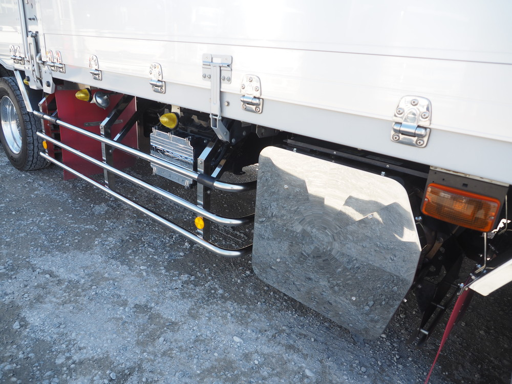 いすゞ ギガ ウイング車 大型 QKG-CYJ77A 年式 H26[写真15]