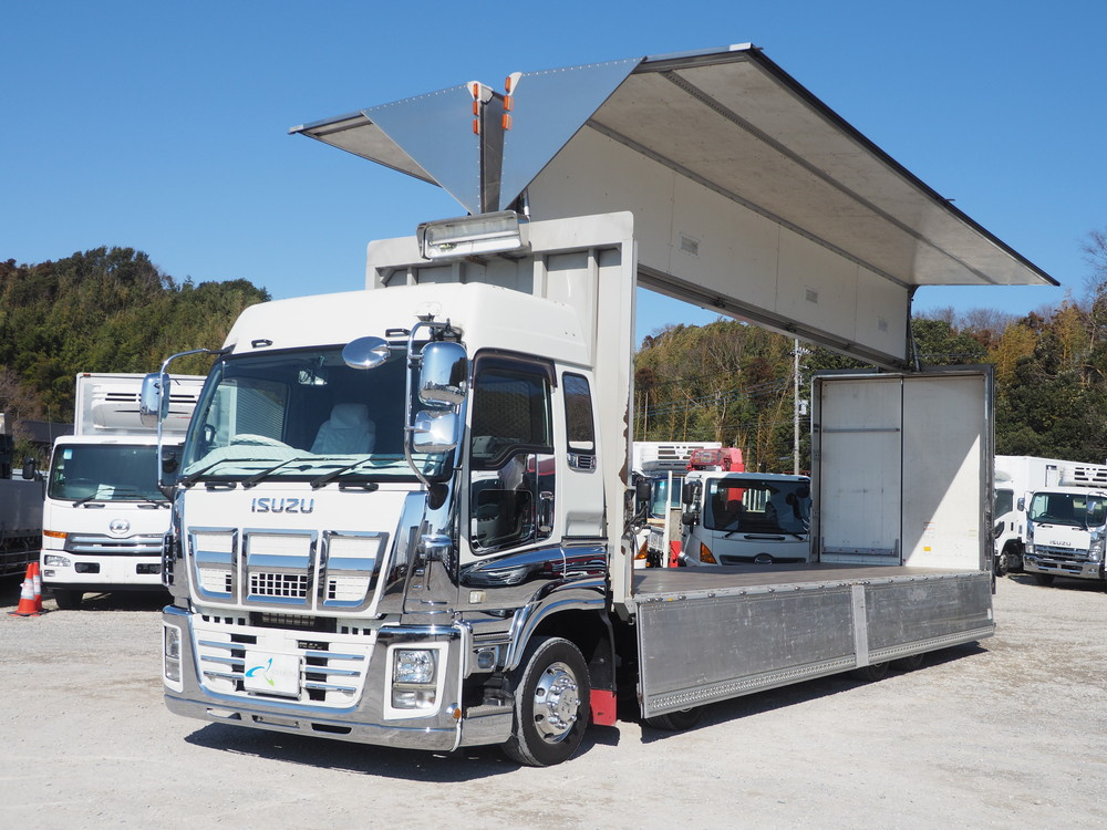 いすゞ ギガ ウイング車 大型 QKG-CYJ77A 年式 H26[写真13]