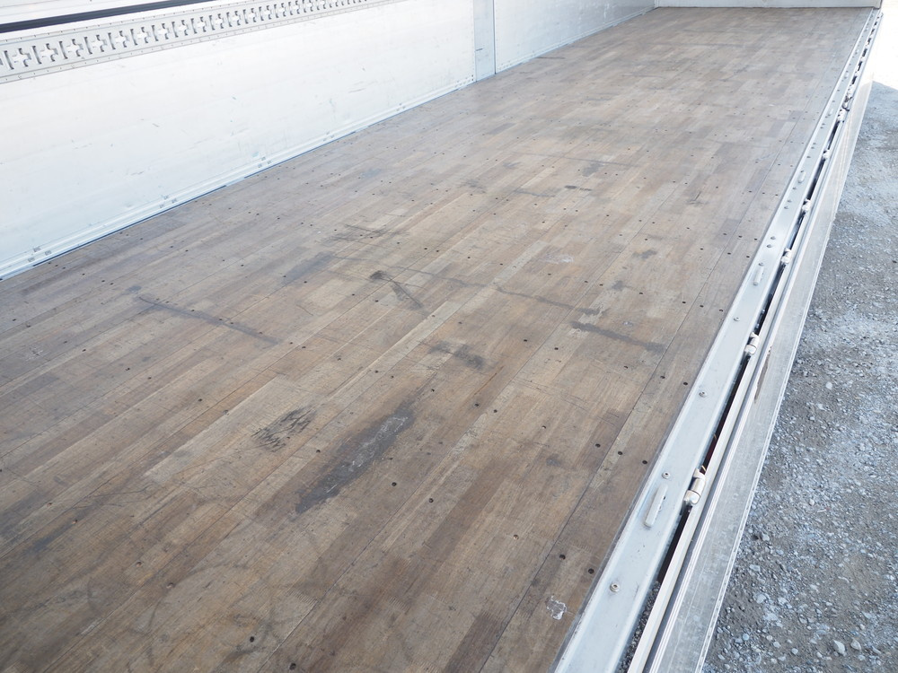 いすゞ ギガ ウイング車 大型 QKG-CYJ77A 年式 H26[写真31]