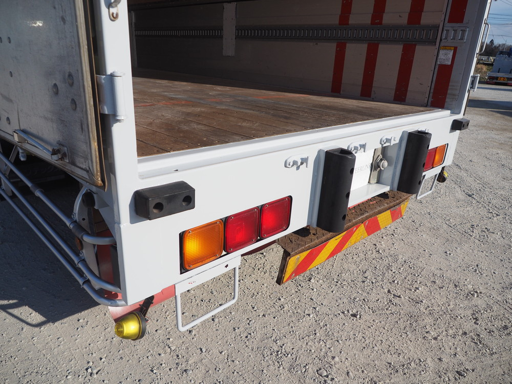 日野 グランドプロフィア ウイング車 大型 QKG-FW1AXBG 年式 H25[写真27]