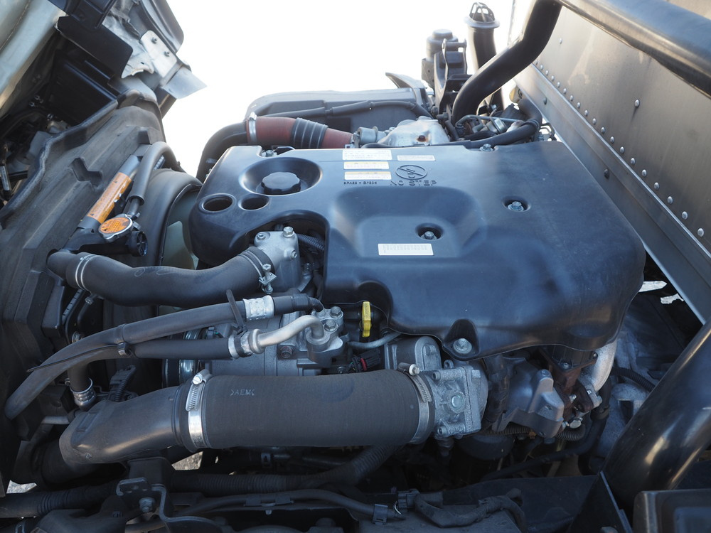 いすゞ エルフ バン車 小型 TKG-NPR85AN 年式 H25[写真39]