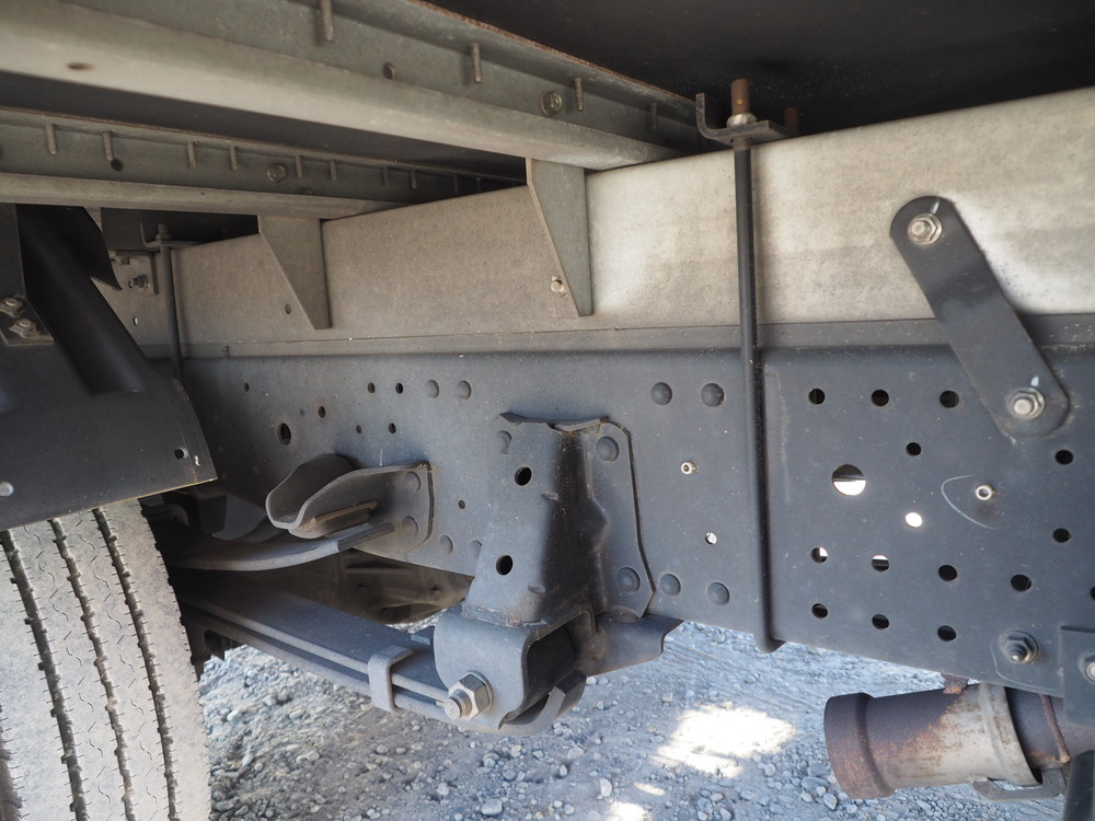 いすゞ エルフ バン車 小型 TKG-NPR85AN 年式 H25[写真36]