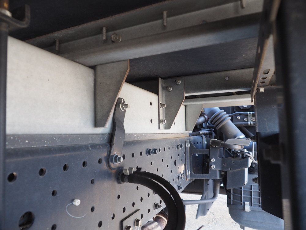 いすゞ エルフ バン車 小型 TKG-NPR85AN 年式 H25[写真37]