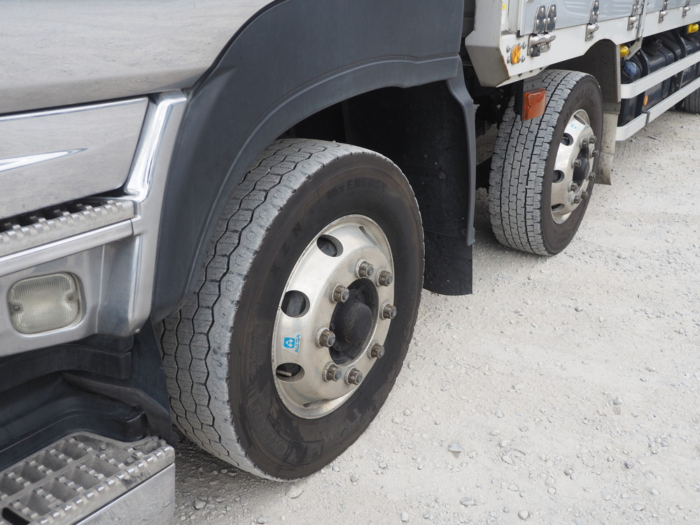 いすゞ ギガ ウイング車 大型 QKG-CYJ77A 年式 H26[写真52]