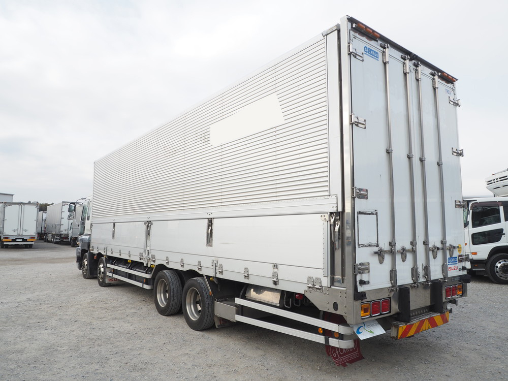 いすゞ ギガ ウイング車 大型 QKG-CYJ77A 年式 H26[写真08]