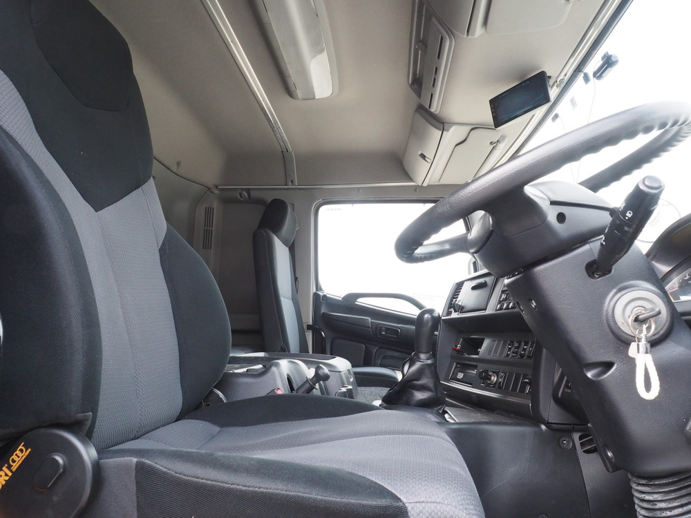 日野 グランドプロフィア ウイング車 大型 QKG-FW1EXBG 年式 H26[写真32]