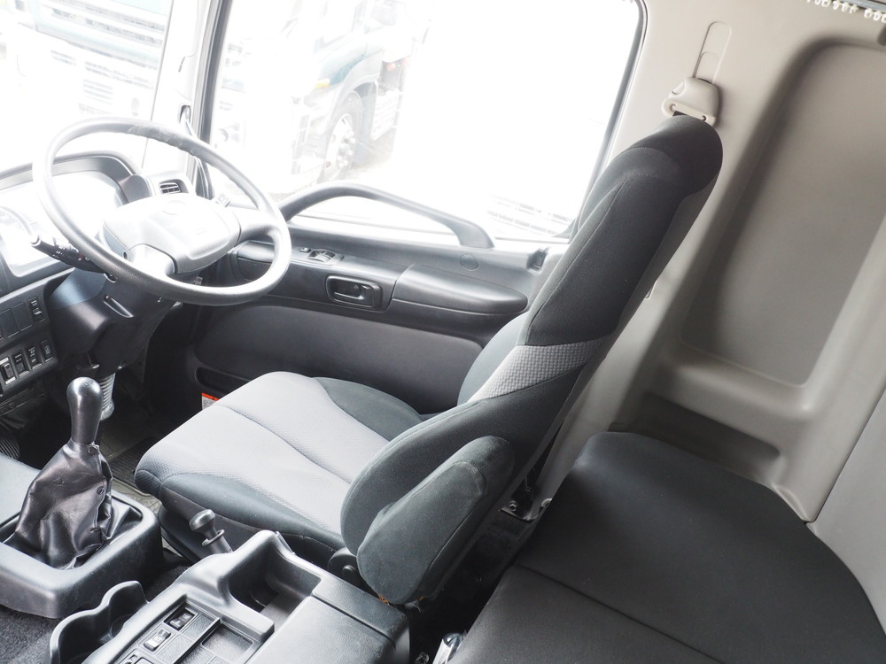 日野 グランドプロフィア ウイング車 大型 QKG-FW1EXBG 年式 H26[写真34]