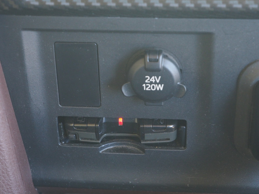 日野 グランドプロフィア ウイング車 大型 2PG-FW1AHG 年式 R1[写真40]