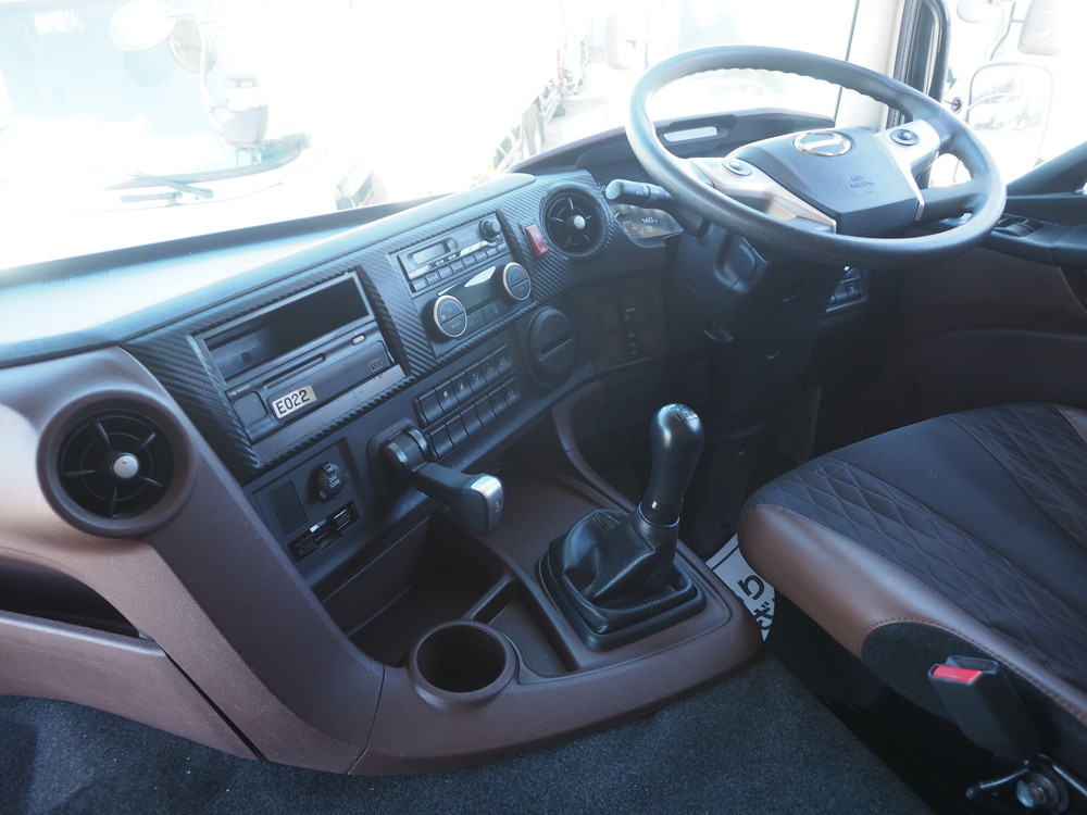 日野 グランドプロフィア ウイング車 大型 2PG-FW1AHG 年式 R1[写真36]