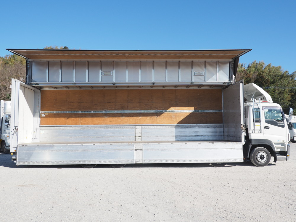 いすゞ ギガ ウイング車 大型 LKG-CYJ77A 年式 H24[写真12]