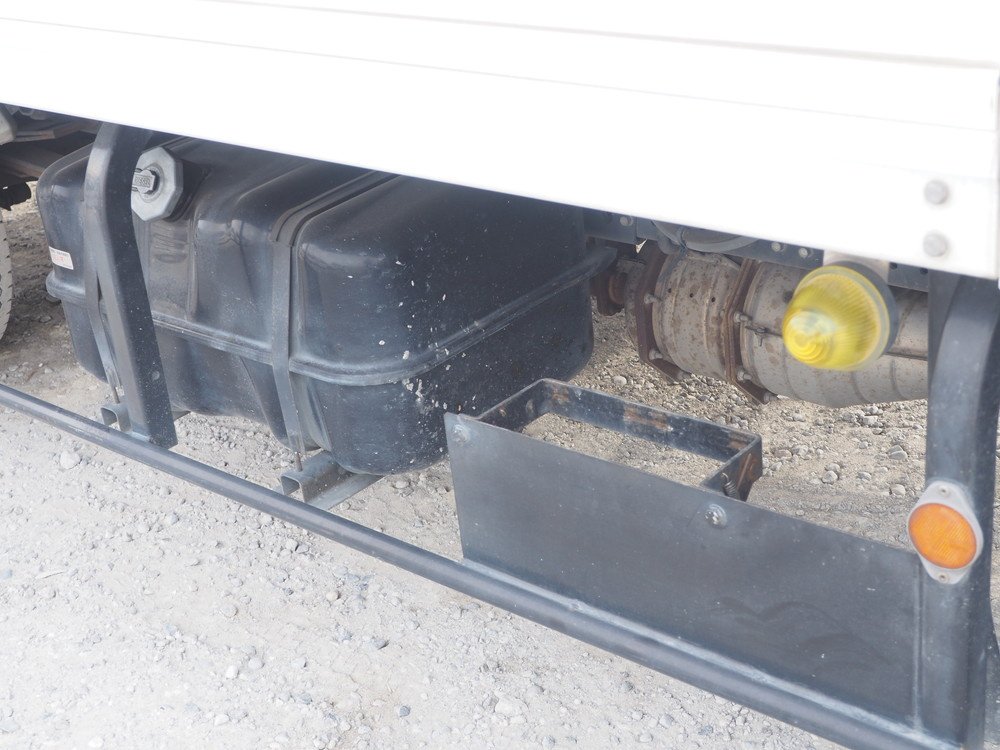 いすゞ エルフ 冷凍バン 小型 TKG-NPR85AN 年式 H25[写真12]