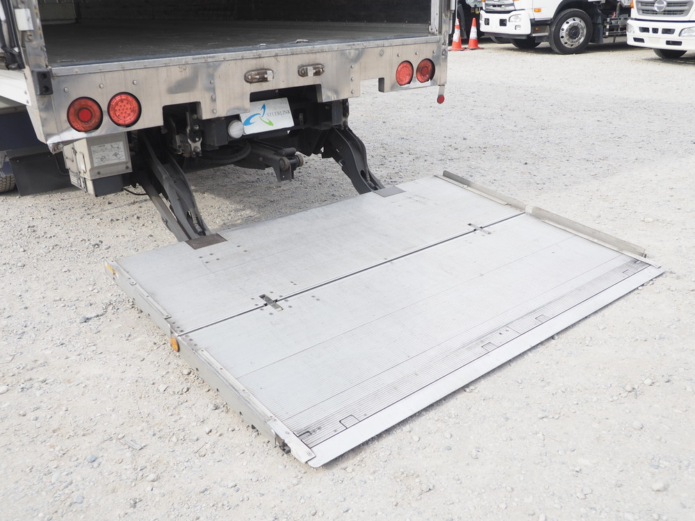 いすゞ フォワード 冷凍バン 中型 TKG-FRR90T2 年式 H26[写真23]