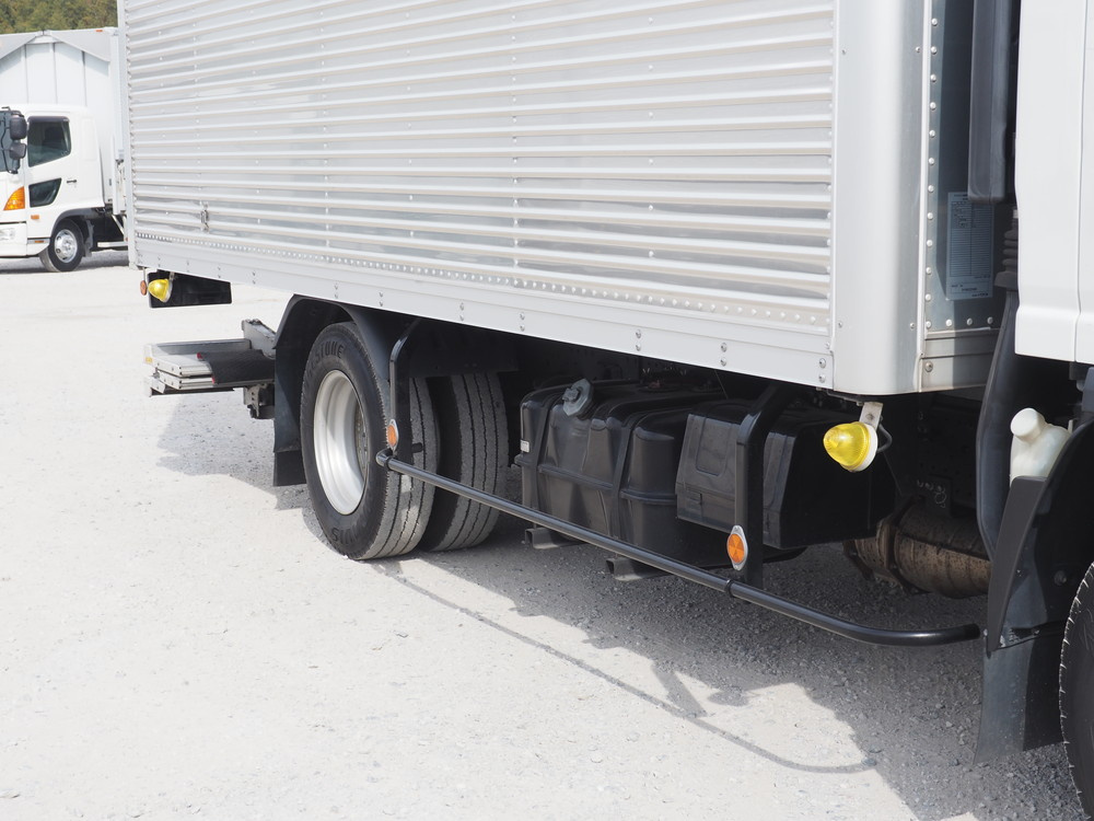 いすゞ エルフ バン車 小型 TKG-NPR85AN 年式 H25[写真10]