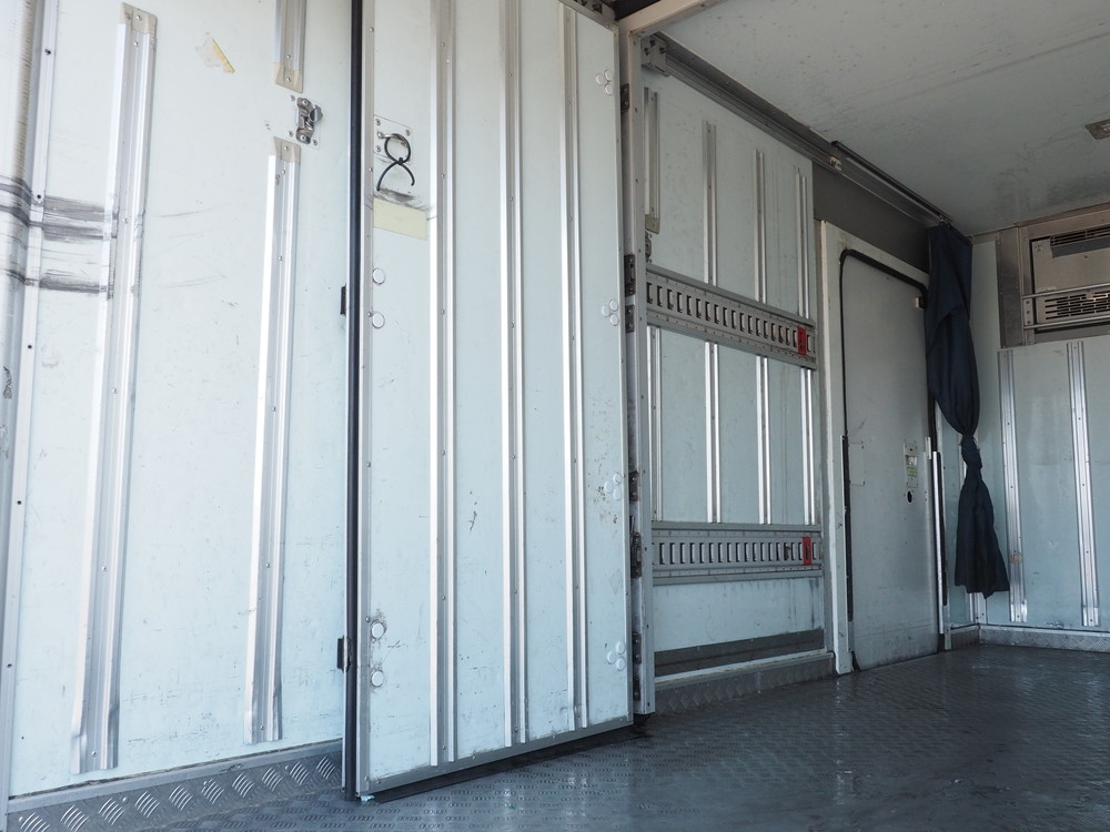 いすゞ エルフ 冷凍バン 小型 BKG-NPR85AN 年式 H23[写真21]