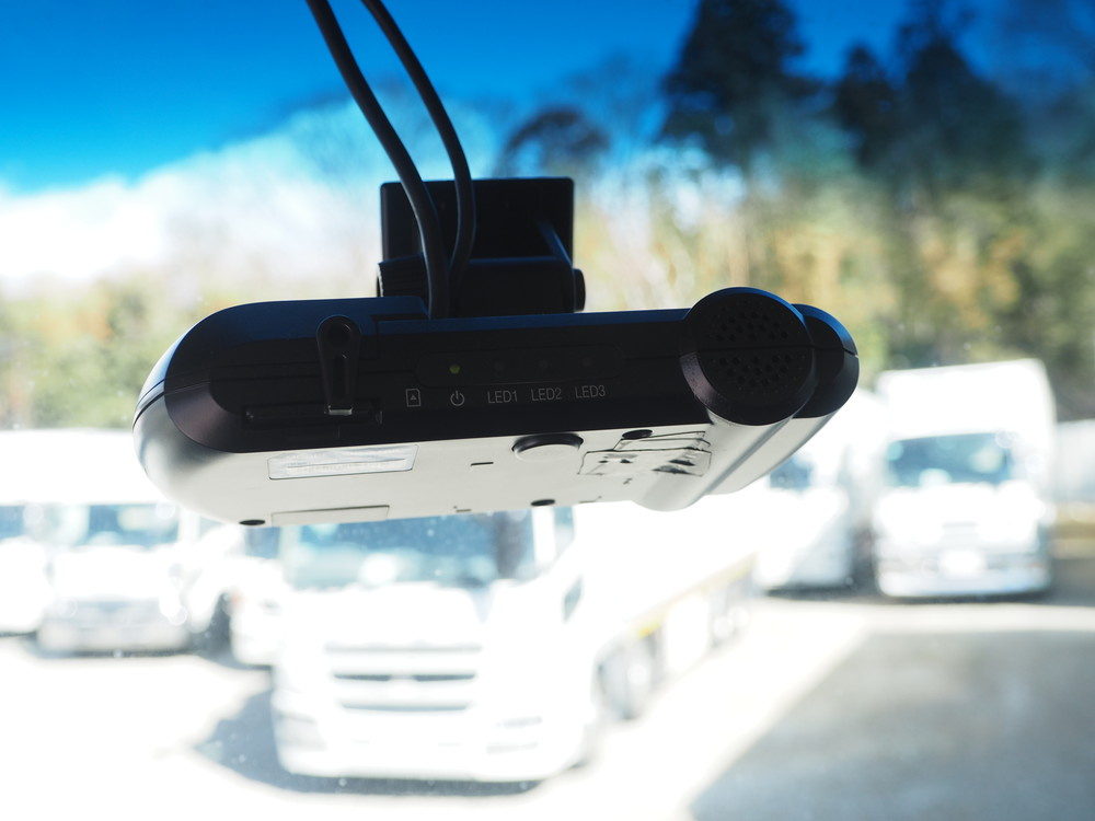 いすゞ ギガ ウイング車 大型 QKG-CYJ77B 年式 H28[写真27]