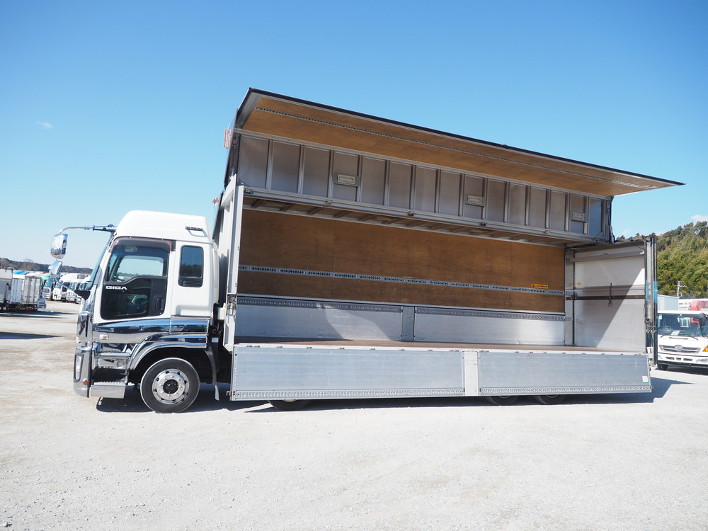 いすゞ ギガ ウイング車 大型 QKG-CYJ77A 年式 H26[写真22]