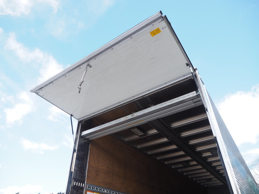 いすゞ ギガ ウイング車 大型 QKG-CYJ77A 年式 H26[写真34]