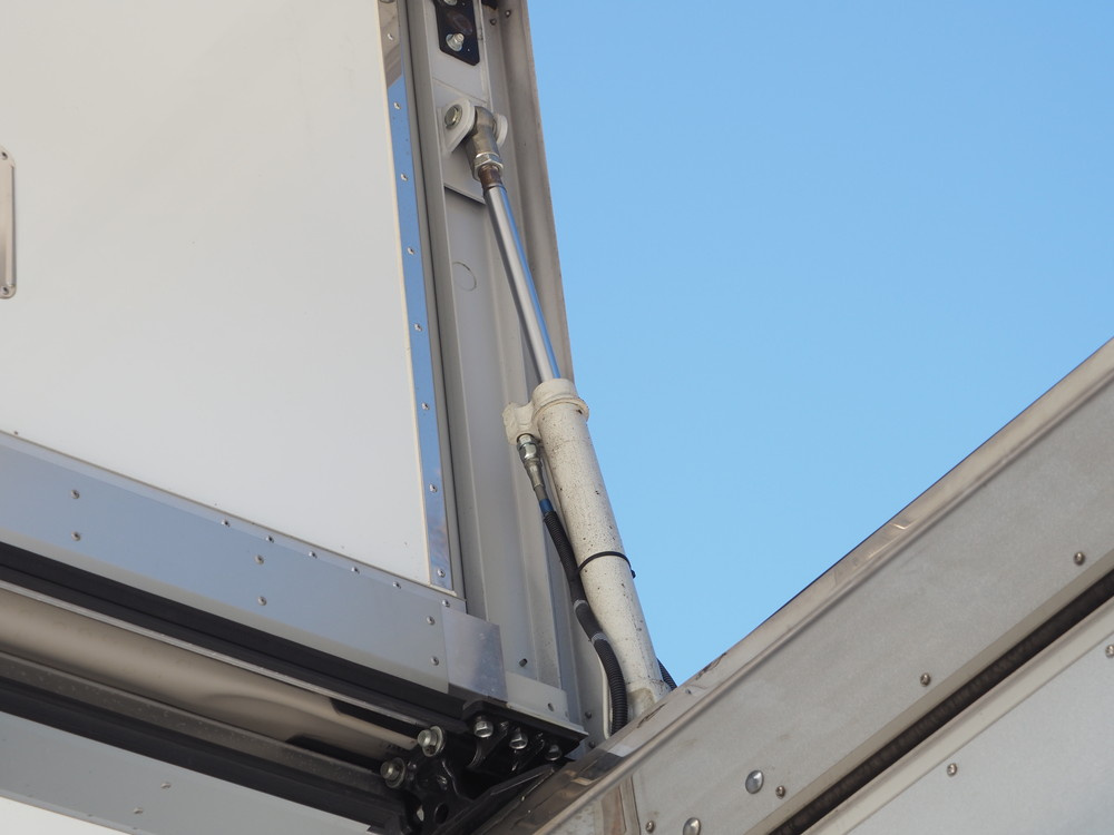 日野 レンジャー ウイング車 中型 BDG-FD8JLWG 年式 H23[写真22]