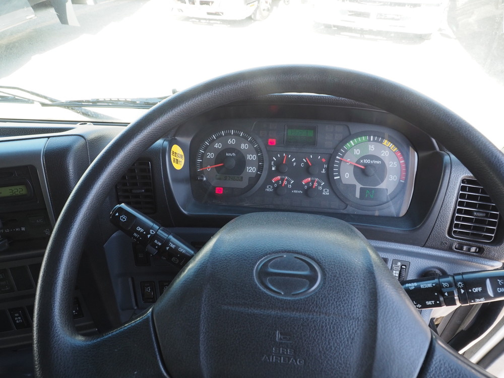 日野 グランドプロフィア ウイング車 大型 BKG-FW1EXYG 年式 H19[写真42]