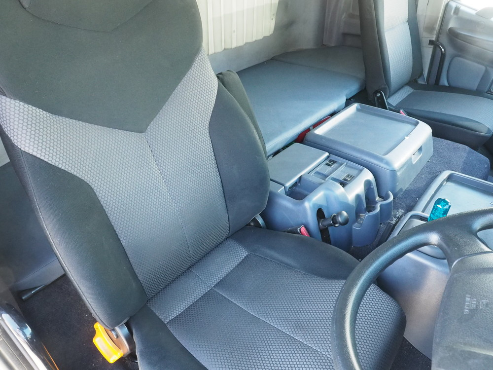 日野 グランドプロフィア ウイング車 大型 BKG-FW1EXYG 年式 H19[写真41]