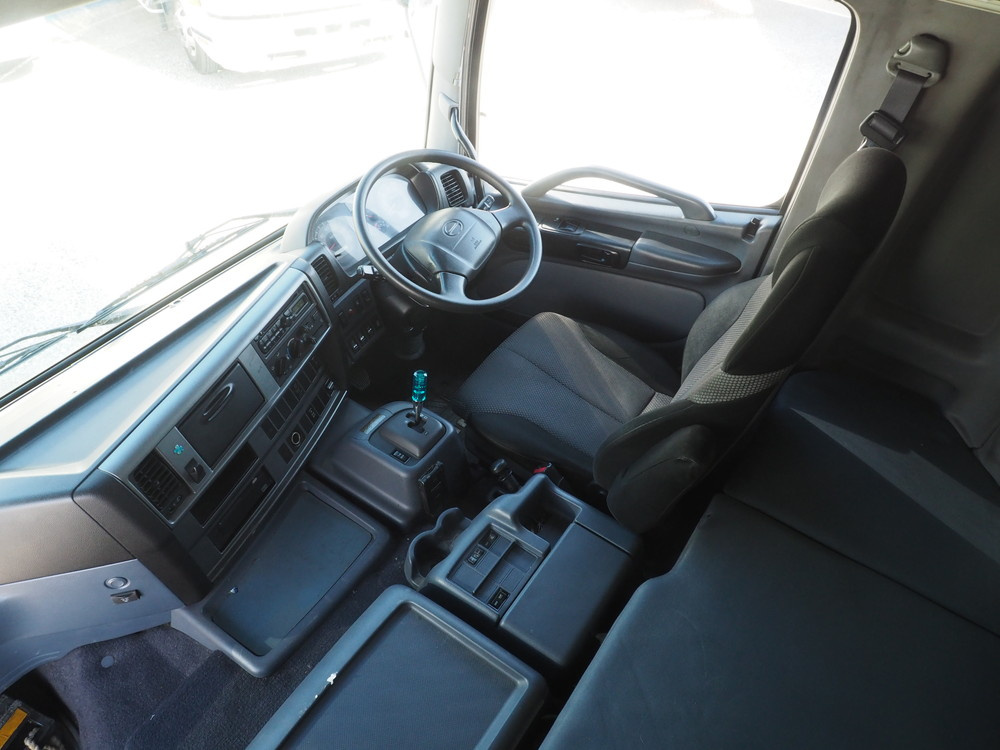 日野 グランドプロフィア ウイング車 大型 BKG-FW1EXYG 年式 H19[写真48]