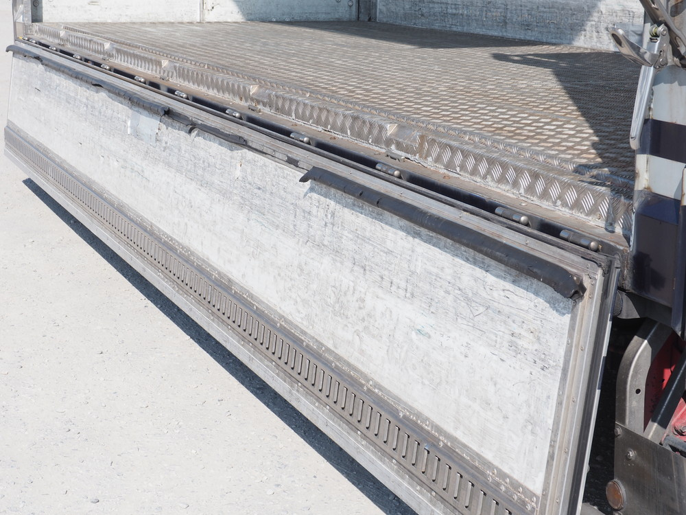 日野 レンジャー 冷凍ウイング 中型 BDG-FD8JLWG 年式 H21[写真20]