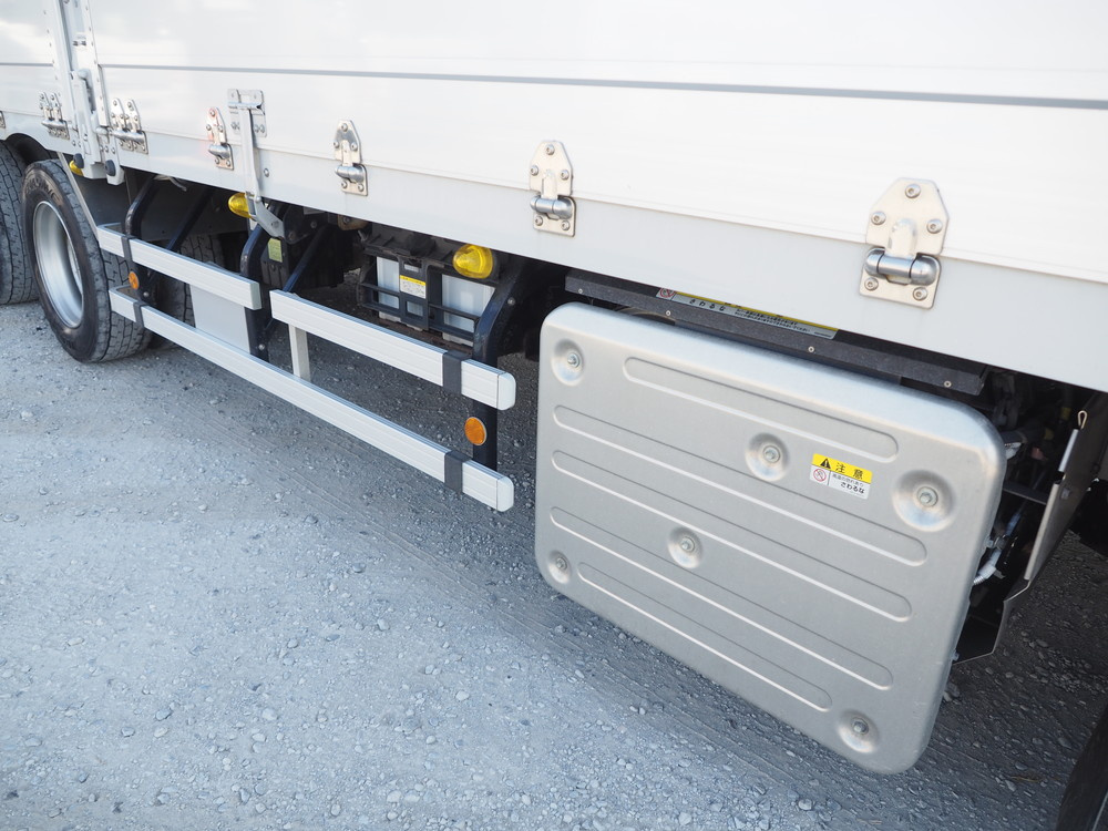 いすゞ ギガ ウイング車 大型 2PG-CYJ77C 年式 H30[写真12]