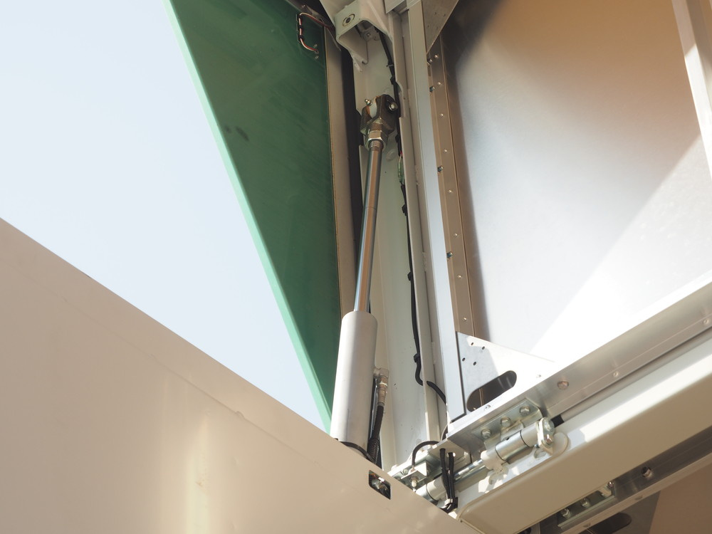 いすゞ ギガ ウイング車 大型 2PG-CYJ77C 年式 H30[写真21]