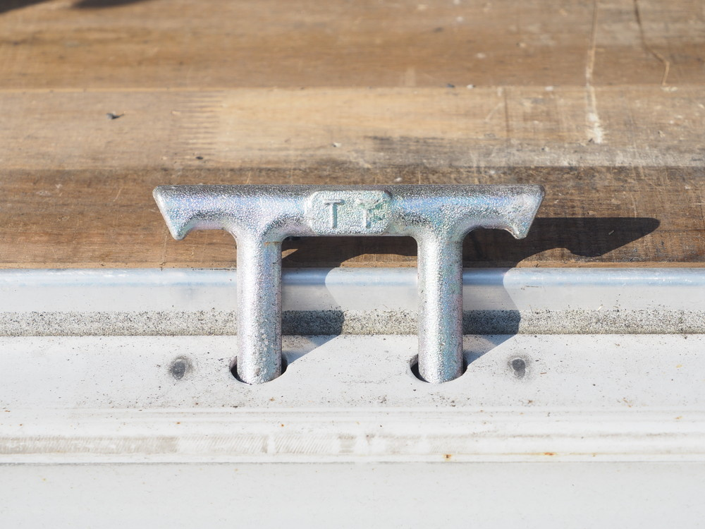 いすゞ ギガ ウイング車 大型 2PG-CYJ77C 年式 H30[写真28]