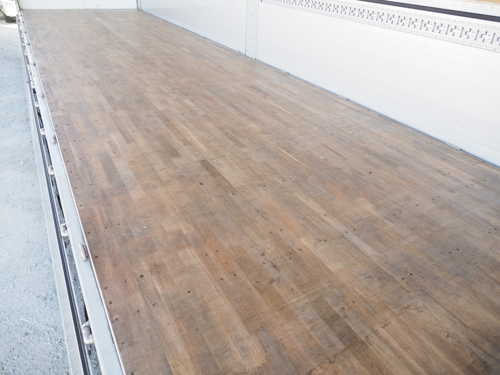 いすゞ ギガ ウイング車 大型 2PG-CYJ77C 年式 H30[写真27]