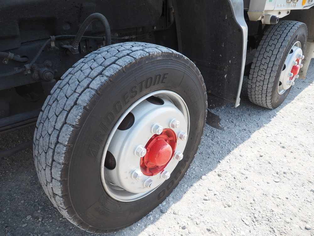 いすゞ ギガ ウイング車 大型 QKG-CYJ77A 年式 H27[写真45]