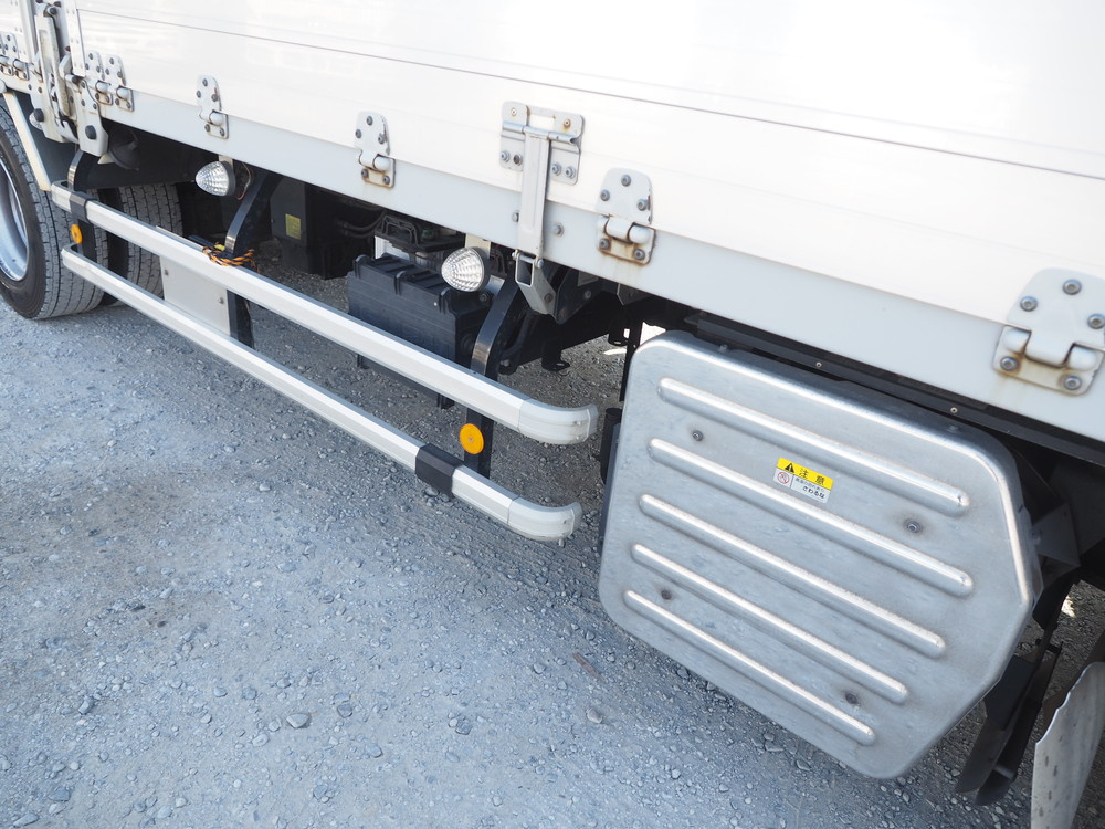 いすゞ ギガ ウイング車 大型 QKG-CYJ77A 年式 H27[写真10]