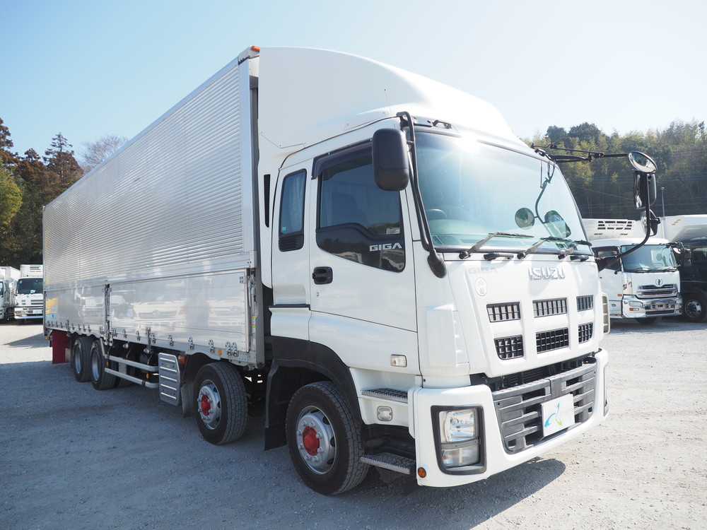 いすゞ ギガ ウイング車 大型 QKG-CYJ77A 年式 H27[写真04]