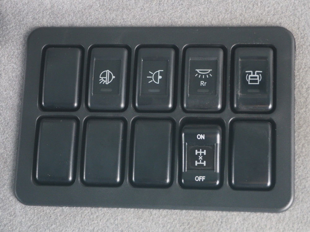 いすゞ ギガ ウイング車 大型 QKG-CYJ77A 年式 H27[写真37]