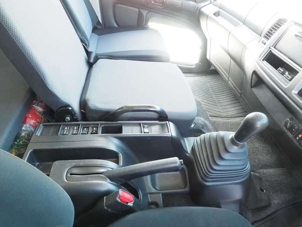 日野 レンジャー ウイング車 中型 TKG-FD9JLAG 年式 H28[写真44]