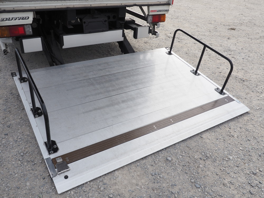 日野 デュトロ バン車 小型 TKG-XZU710M 年式 H26[写真33]