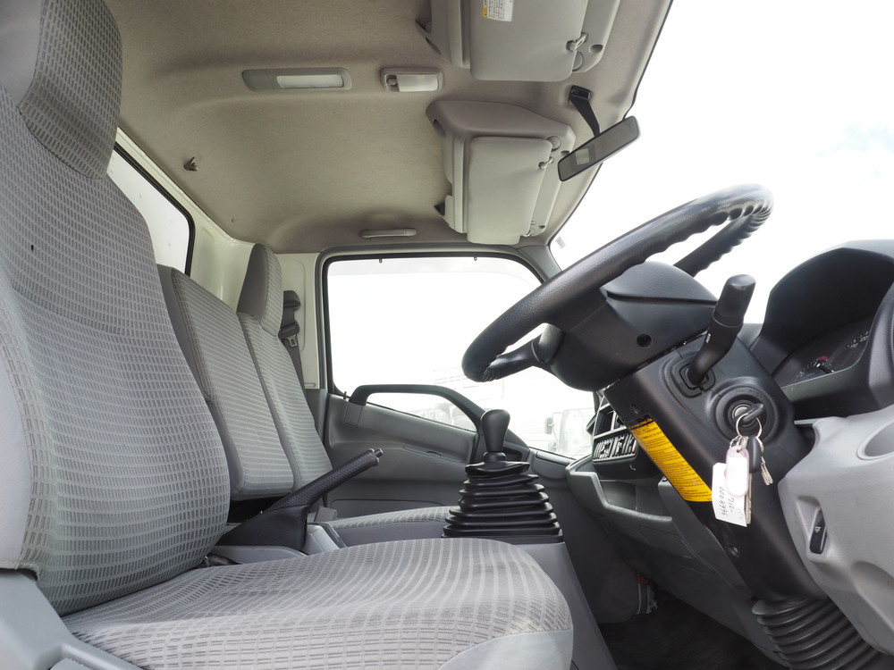 日野 デュトロ バン車 小型 TKG-XZU710M 年式 H26[写真42]