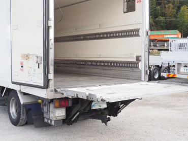 いすゞ エルフ 冷凍バン 小型 TKG-NPR85AN 年式 H25 [写真30]